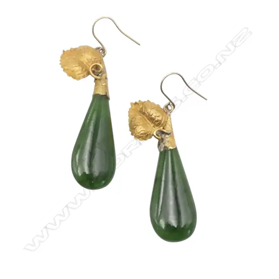 Pair of early colonial 9ct gold and pounamu earrings (old repairs)