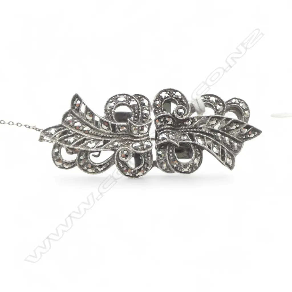 STG SILVER& MARCASITE ART DECO BROOCH Image 1++