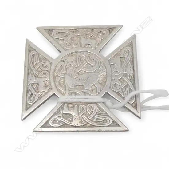 Early 20thC Stg silver Maltese cross brooch Celtic knot & animal engraving