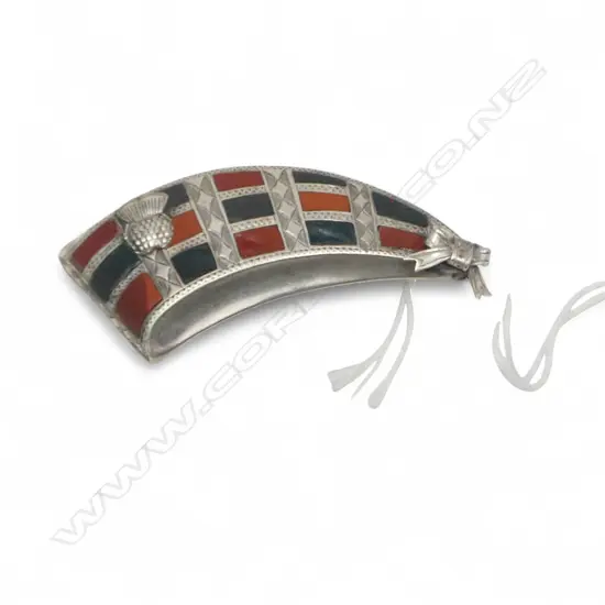 Victorian stg silver stone set heavy thistle brooch. Agate & bloodstone