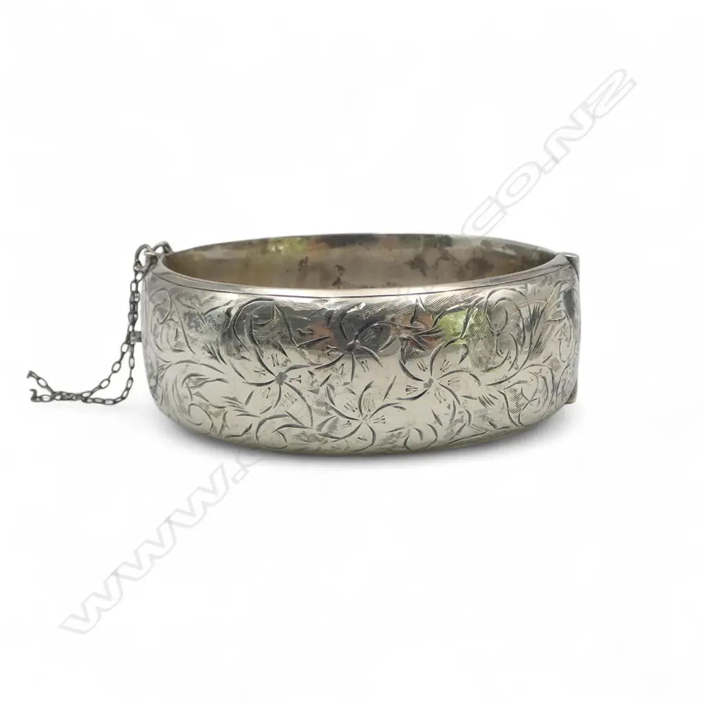 STG SILVER BANGLE, DENTS 45gms handmade Image 1++