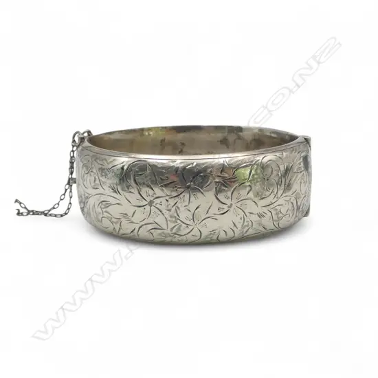 STG SILVER BANGLE, DENTS 45gms handmade