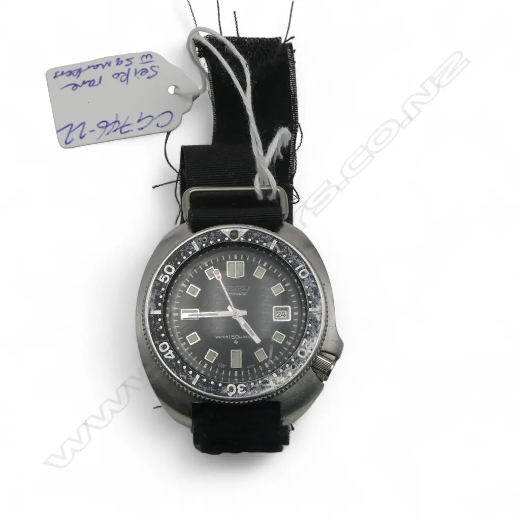 VINTAGE SEIKO 6105-8810 automatic diver's watch 'Captain Willard' (Apocalypse Now) running showing some wear Image 1++
