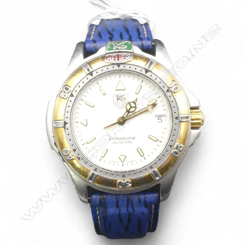 TAG HEUER SWISS 4000 SERIES WRISTWATCH, PROFESSIONAL 200M, BI-TONE, w NEW ORIG BLUE 'SHARK SKIN' STRAP Image 1++