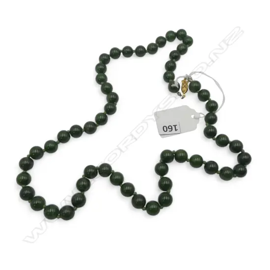 LONG STRAND NEPHRITE BEADS L.660mm. quite lge diameter