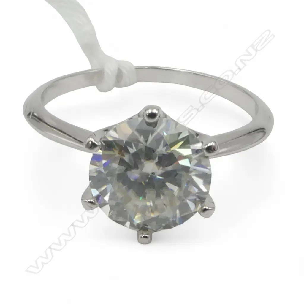 3ct MOISSANITE SILVER RING, SIZE R1/2, GRA CERT. Image 1++