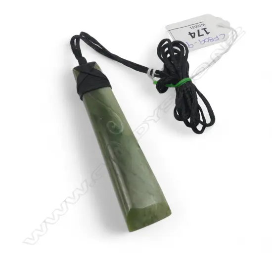 RIMU POUNAMU HEI TOKI (with woven cord) L.85mm