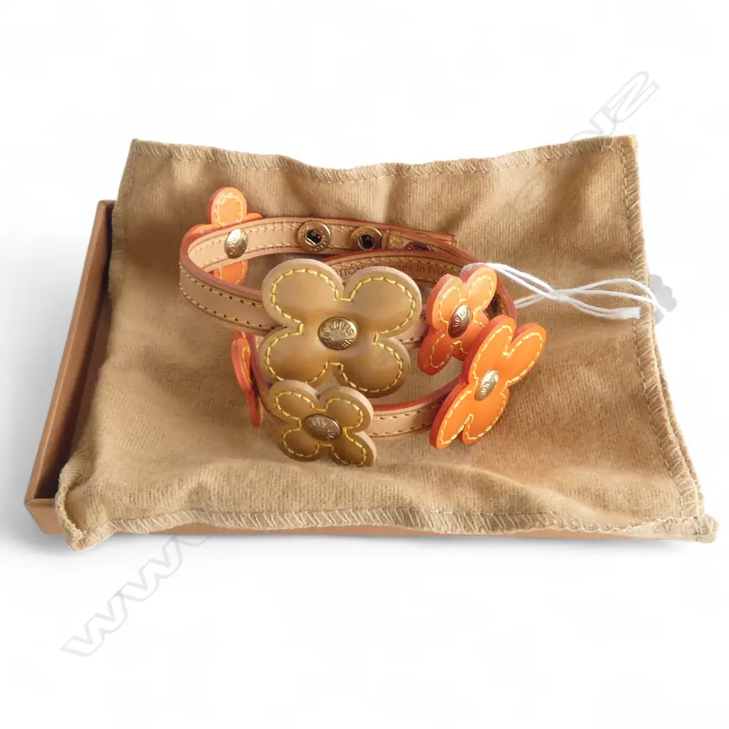 LOUIS VUITTON VERNIS LEATHER DOUBLE WRAP FLOWER BRACELET, unworn condition (orange & gold) Image 1++