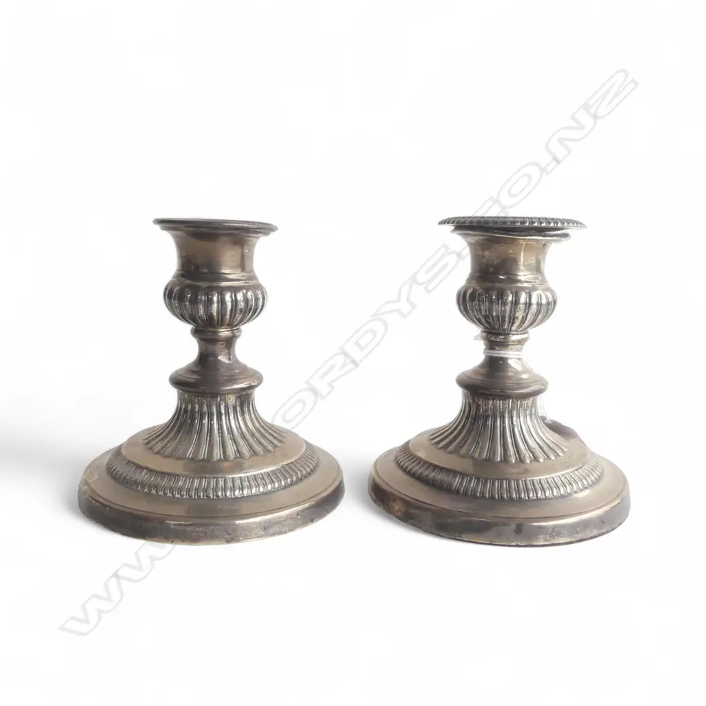PR VICTORIAN STG SILVER SHORT COLUMN CANDLESTICKS H.115mm 1 NOZZLE MISSING Image 1++