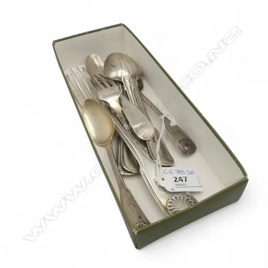 9 IRISH SILVER CUTLERY PCES Dublin 1819 etc: 1 provincial teaspoon by LAW. 320gms 