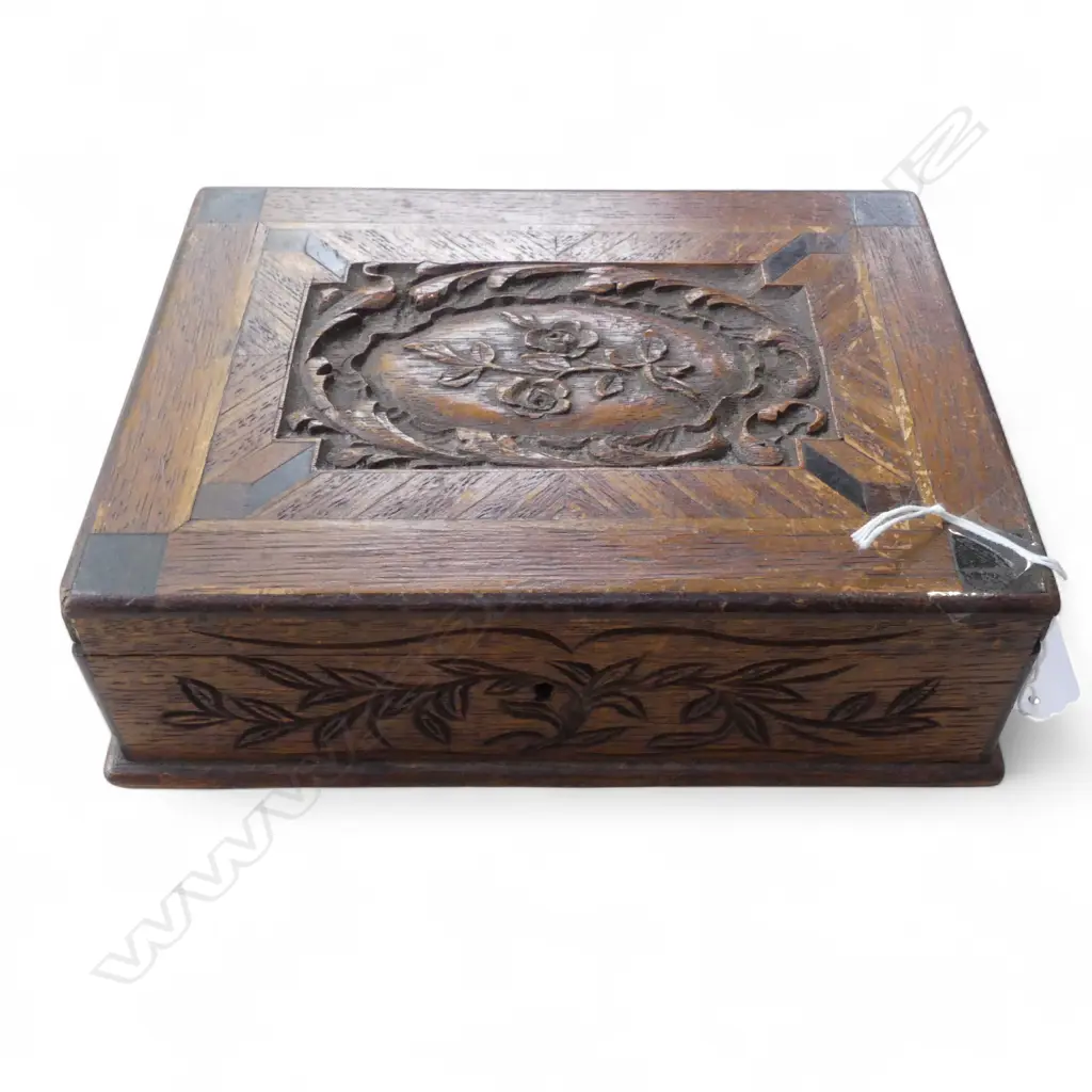 WOODEN JEWELLERY BOX W.215mm  ASST. CONTENTS ORIENTAL STONE CHARMS (0ne with 18ct top/pendent A/F to fingers) Image 1++