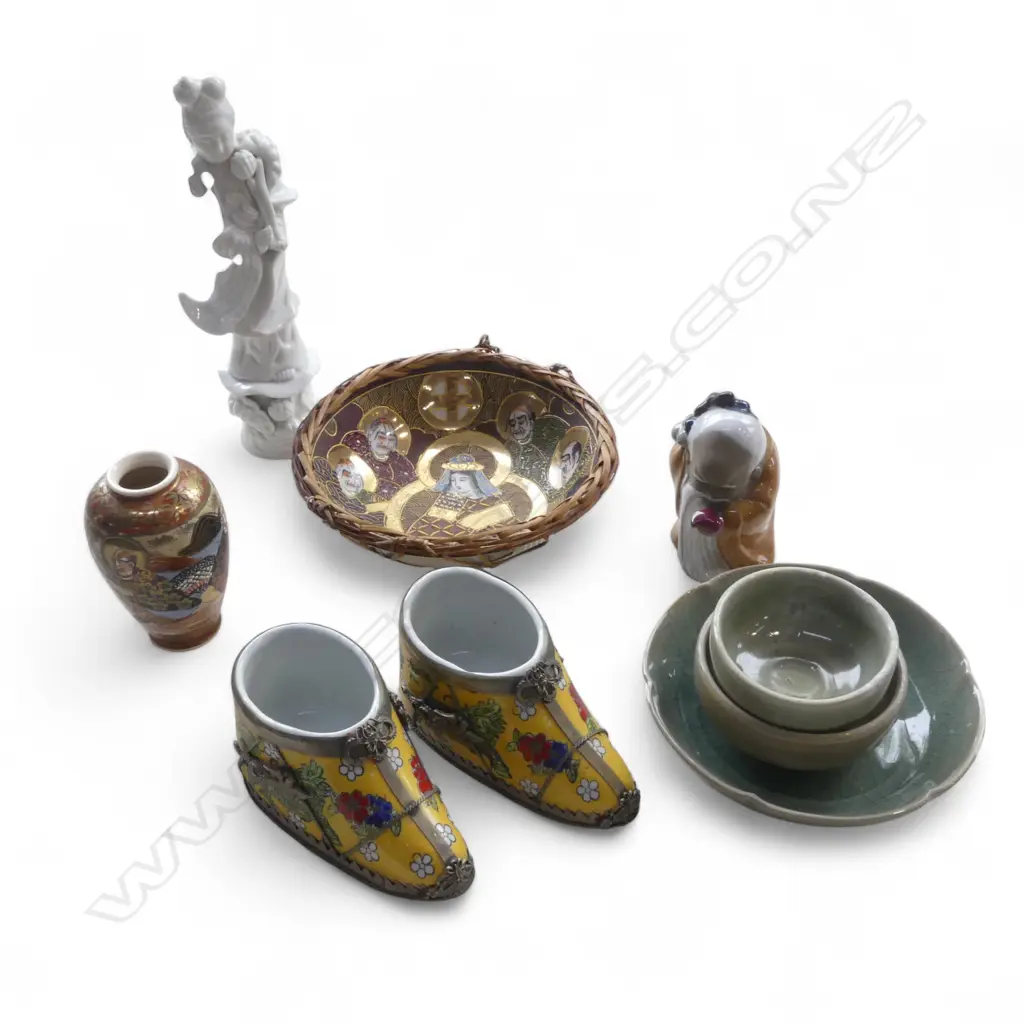 ASST ORIENTAL CERAMICS. Image 1++