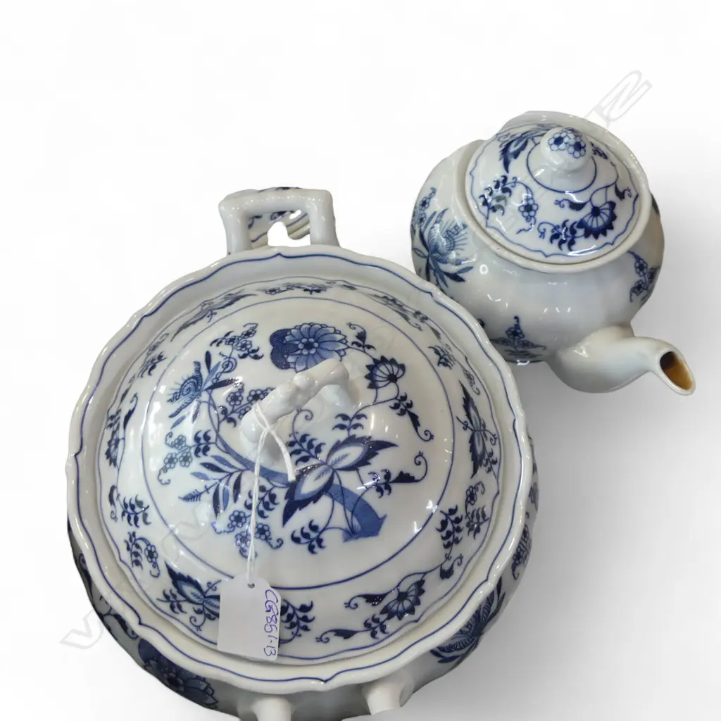 LARGE BLUE DANUBE CHINA DINNER SERVICE Image 1++