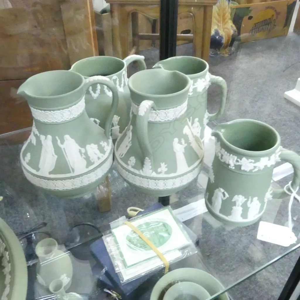 5 WEDGWOOD GREEN JASPERWARE JUGS (PR+3) H.130mm Image 1++