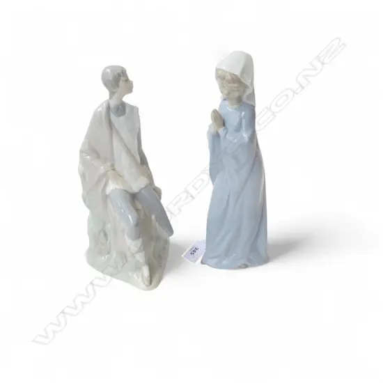 2 NAO FIGURINES H.250 & H.270mm