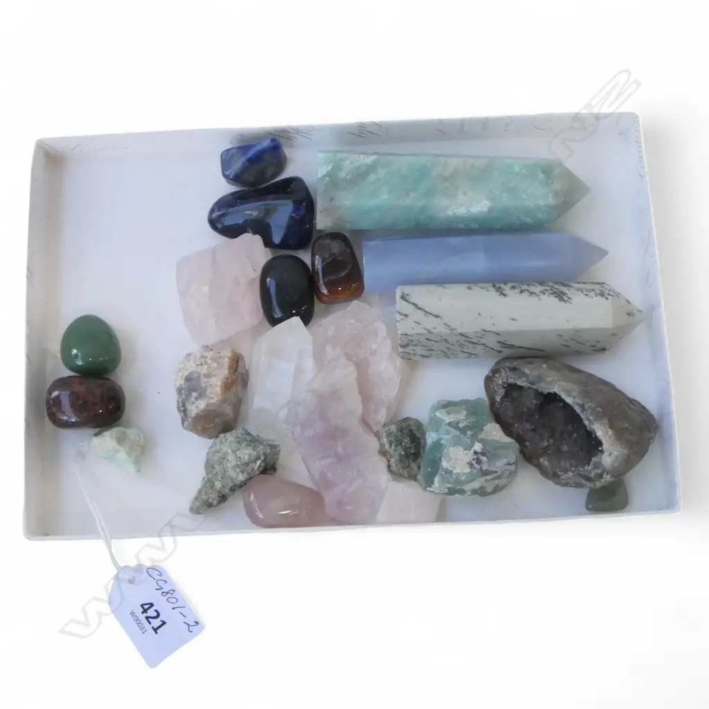 3 CRYSTAL TOWERS, ASST. CRYSTALS & PENDANT + SEMI PRECIOUS STONES Image 1++
