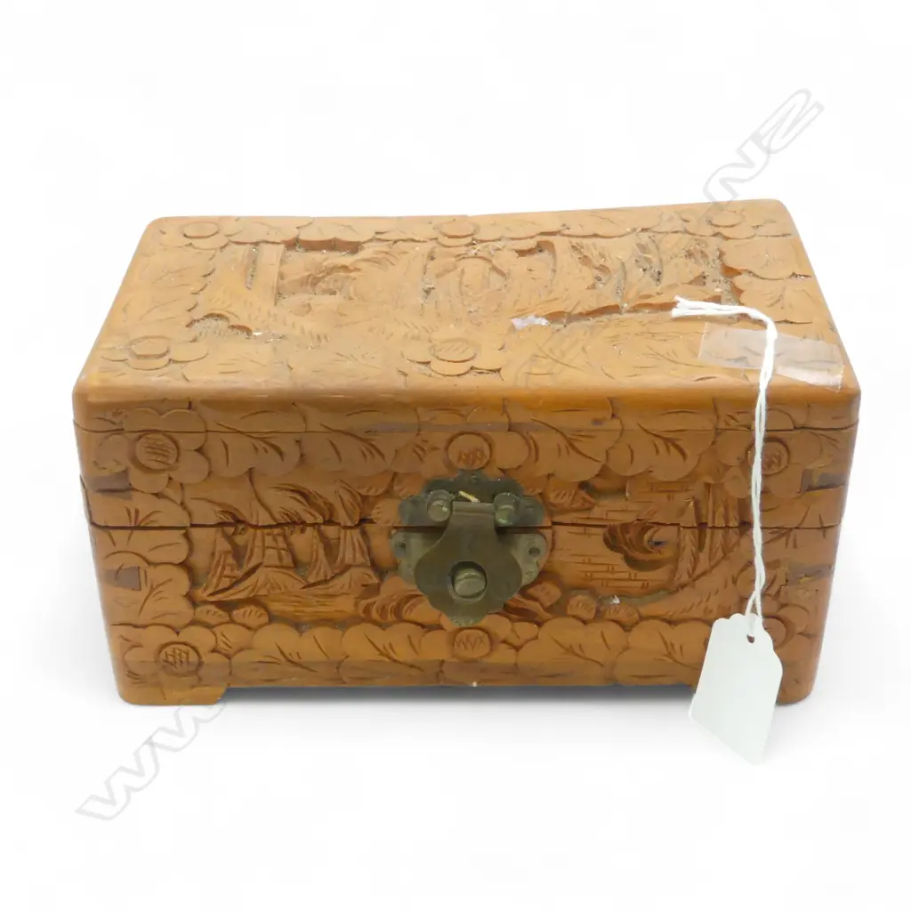 SMALL CAMPHOR BOX OF ASST. WORLD COINS Image 1++