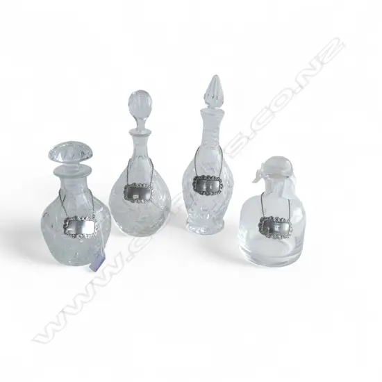 3 CRYSTAL DECANTERS H.330mm + GLASS DARTINGTON DECANTER 