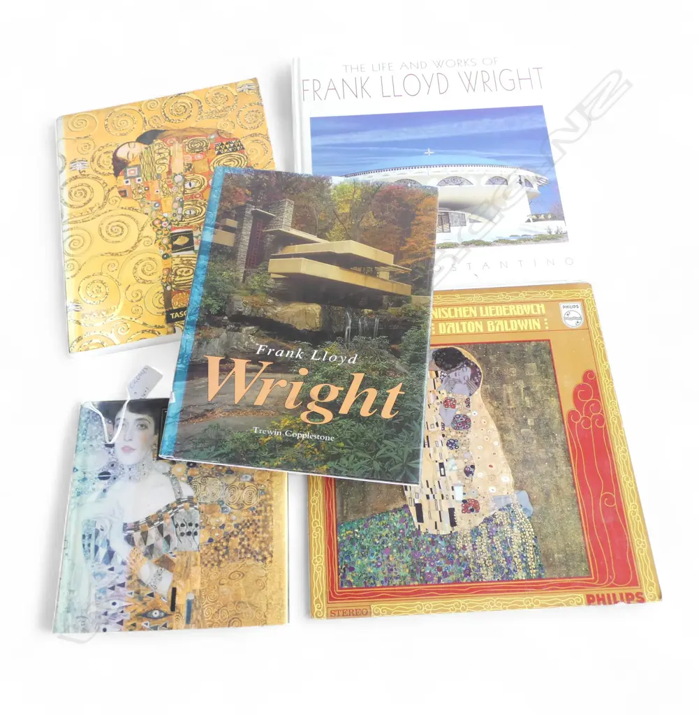 4 BOOKS; 2 FRANK LLOYD WRIGHT, 2 KLIMT + RECORD Image 1++