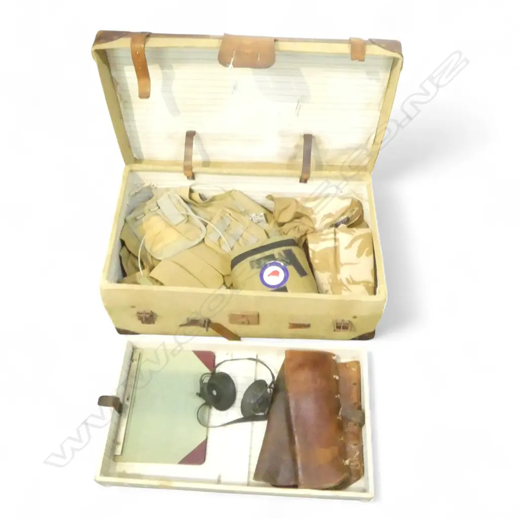 VINTAGE CANVAS TRUNK L700MM & 6 MILITRY COLLECTABLES FLACK JACKET ETC Image 1++