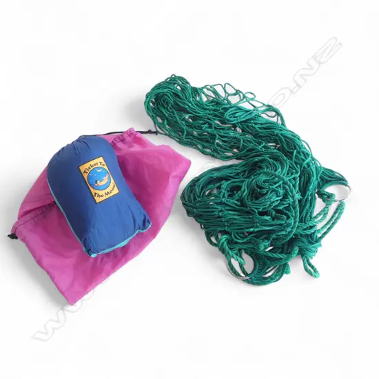 HAMMOCKS X2 : NYLON NET & TICKET TO THE MOON