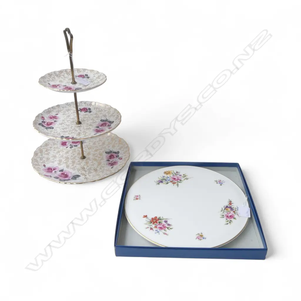 BOXED R/WORCESTER PAV PLATE DIA 280MM & 3 TEIR FOLEY CHINA CAKE PLATE H370MM Image 1++