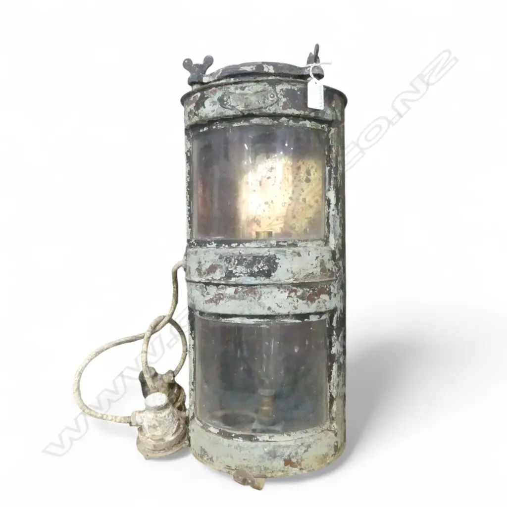 DOUBLE GLASS SHIPS 'ANCHOR' LAMP, PAINTED COPPER. H.540mm Image 1++