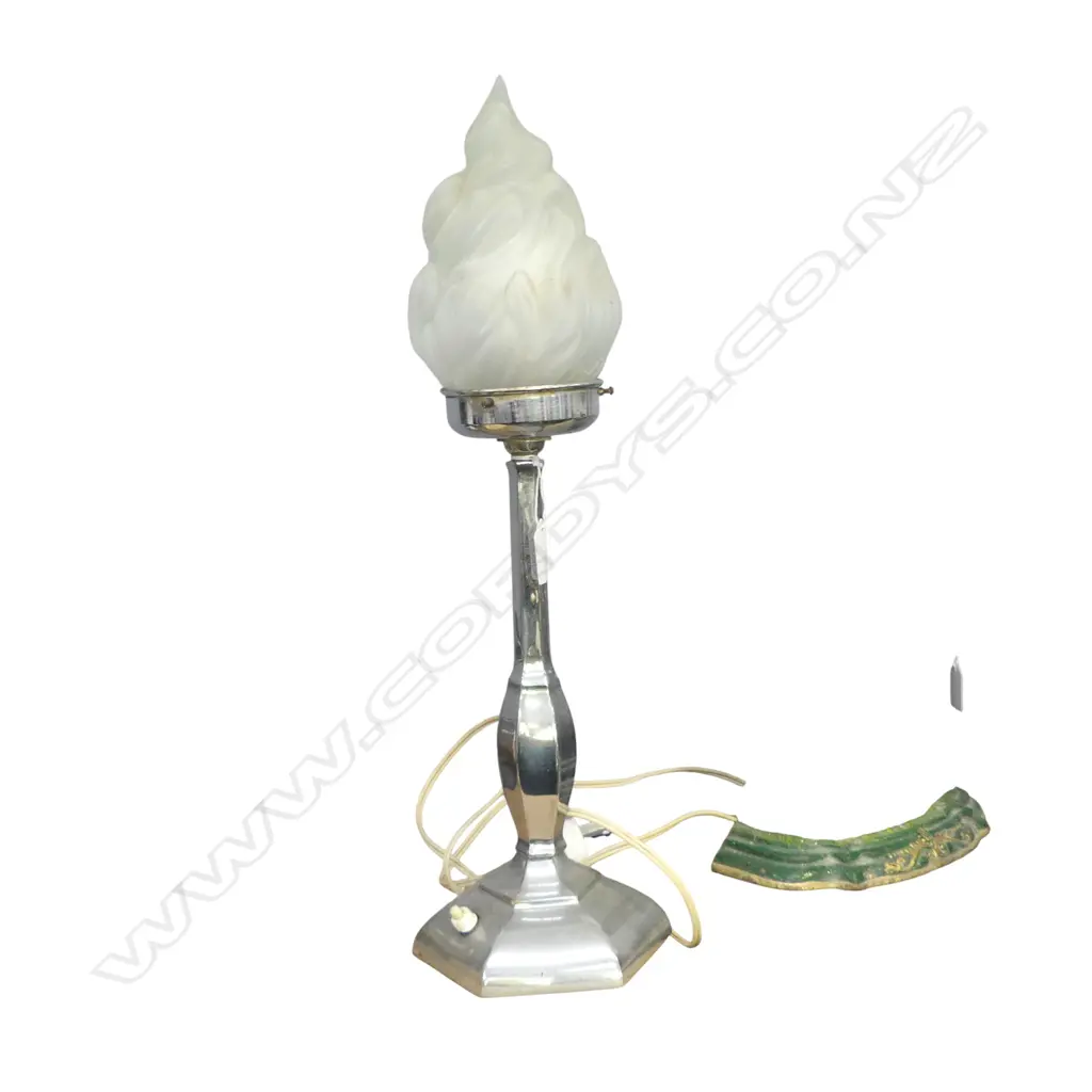 DECO TABLE LAMP w. FLAME SHADE H.515mm Image 1++