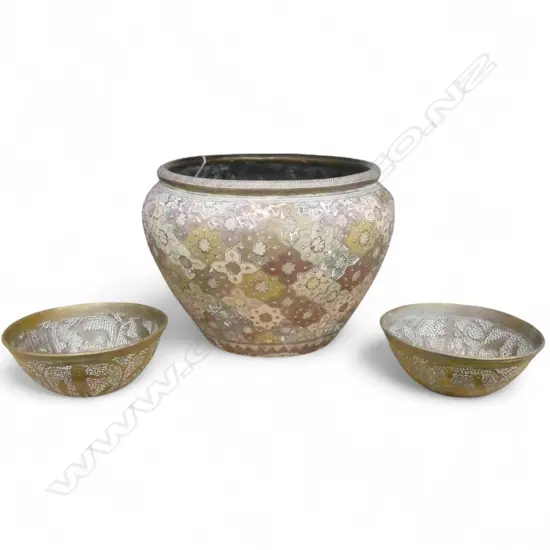   COPPER PLANTER + TWO BOWLS