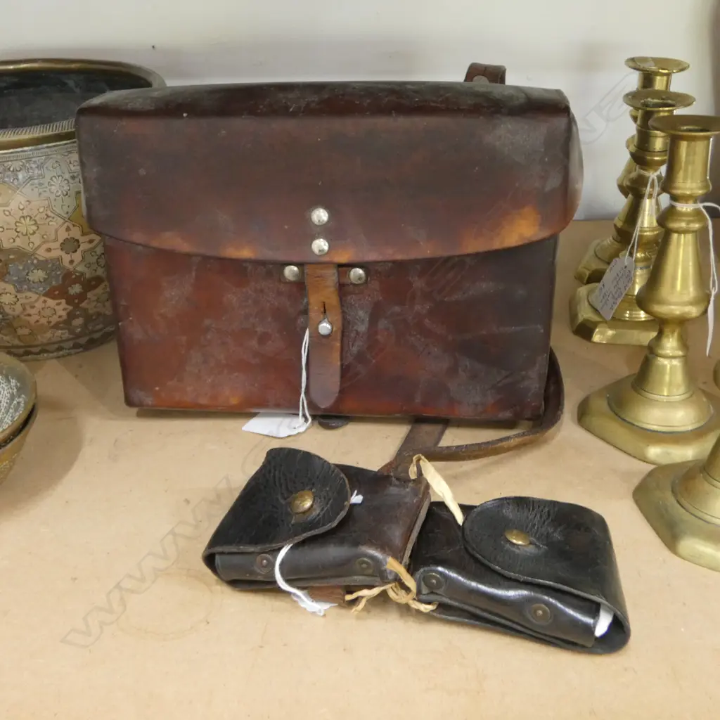 OLD LEATHER: shoulder bag + belt pouches with brass fittings. Possibly military Image 1++