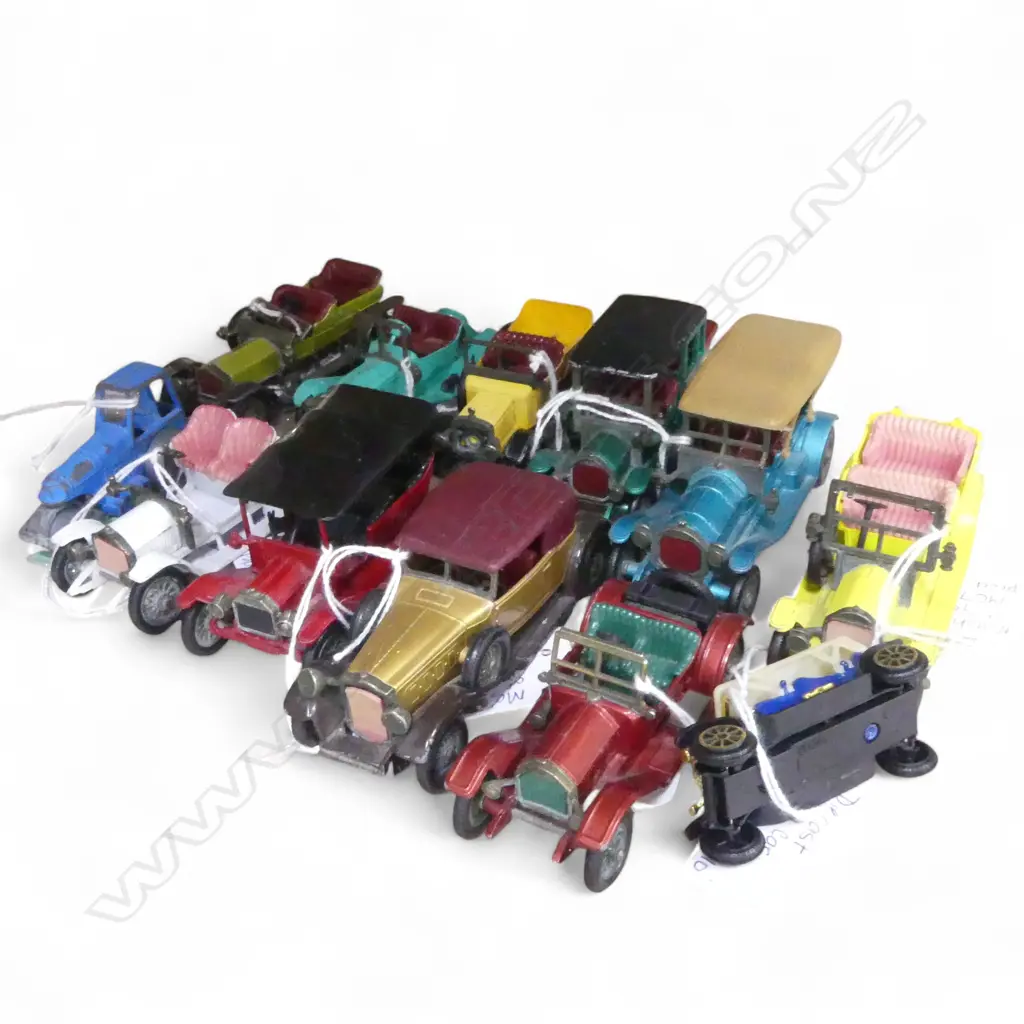 12 ASST. MODEL CARS INCL. FUN HO ROLLER Image 1++