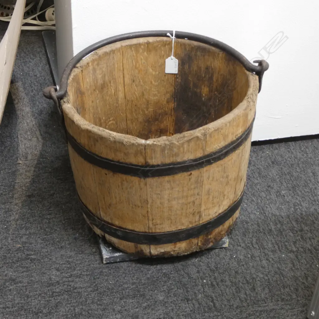 RUSTIC WOODEN BUCKET Dia.370mm Image 1++