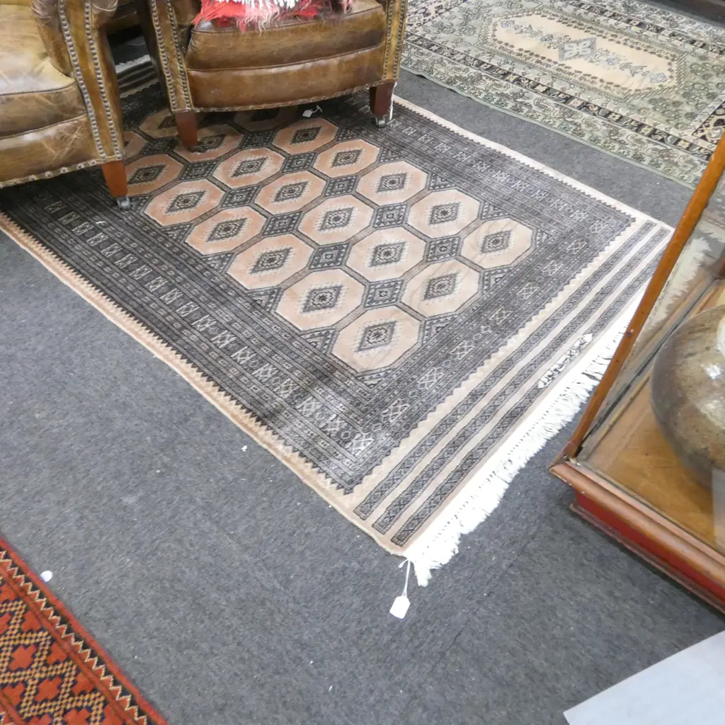 SILK & COTTON HAND KNOTTED PERSIAN RUG PINK COLOURWAY L1840 W1250MM Image 1++