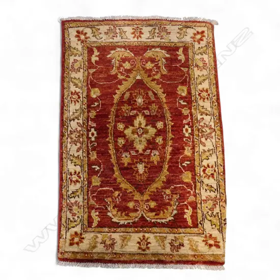 SM HAND-KNOTTED CHOBI RUG, 920 x 610mm