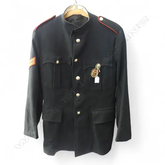 VINTAGE MILITRY POLICE JACKET CORPORAL STRIPES