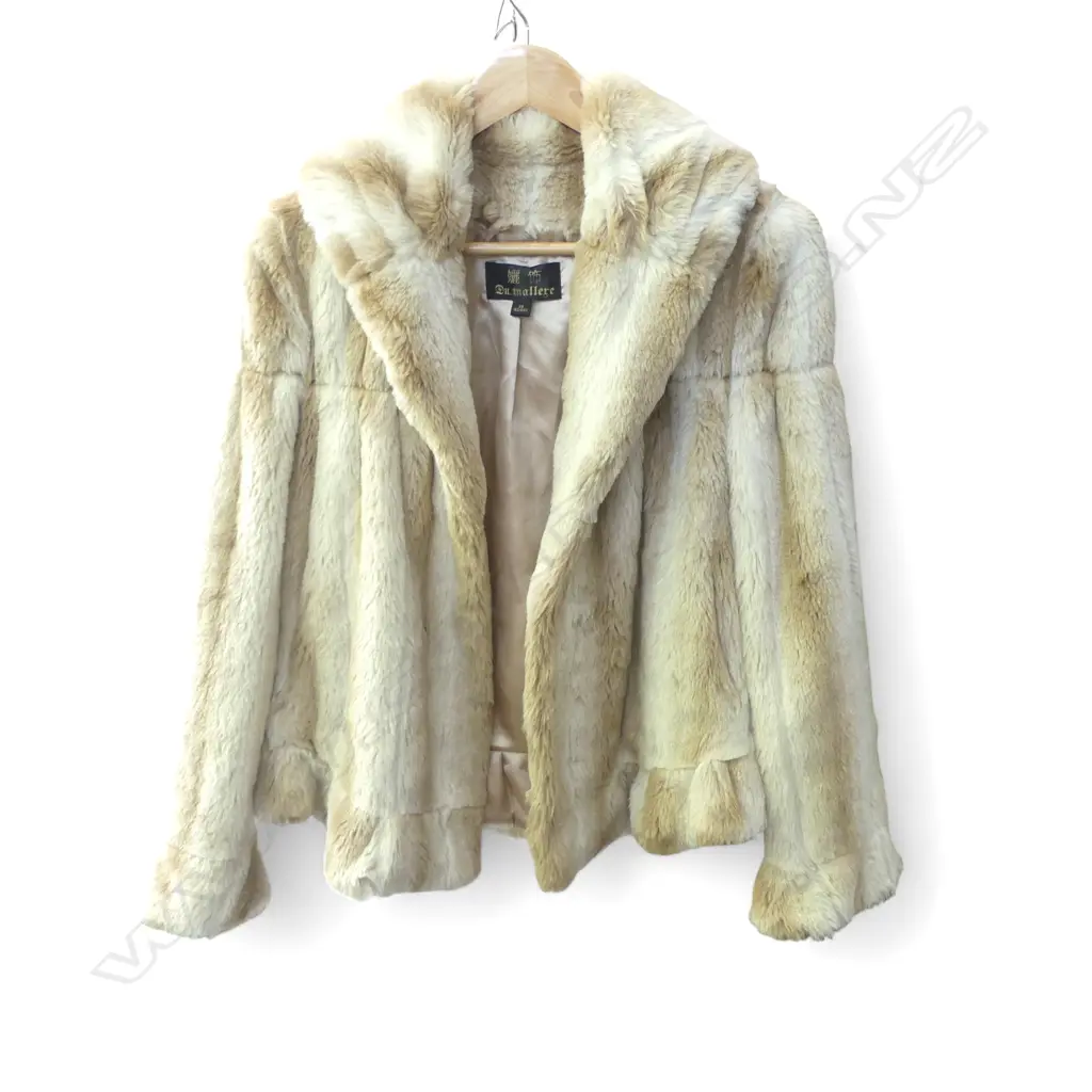 FAUX FUR SHORT LENGHT FAWN JACKET SIZE 38 Image 1++