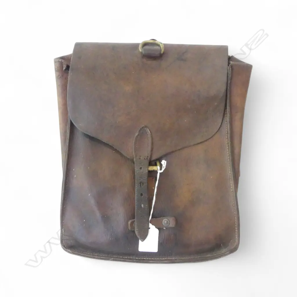 VINTAGE NZ ARMY MILITRY STAMPED LEATHER SADDLE BAG H300MM Image 1++