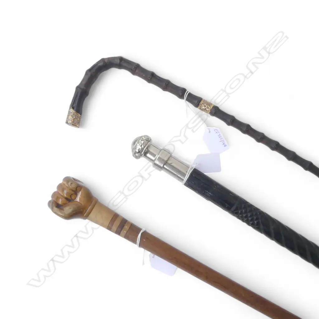 3 VINTAGE WALKINGSTICKS Image 1++