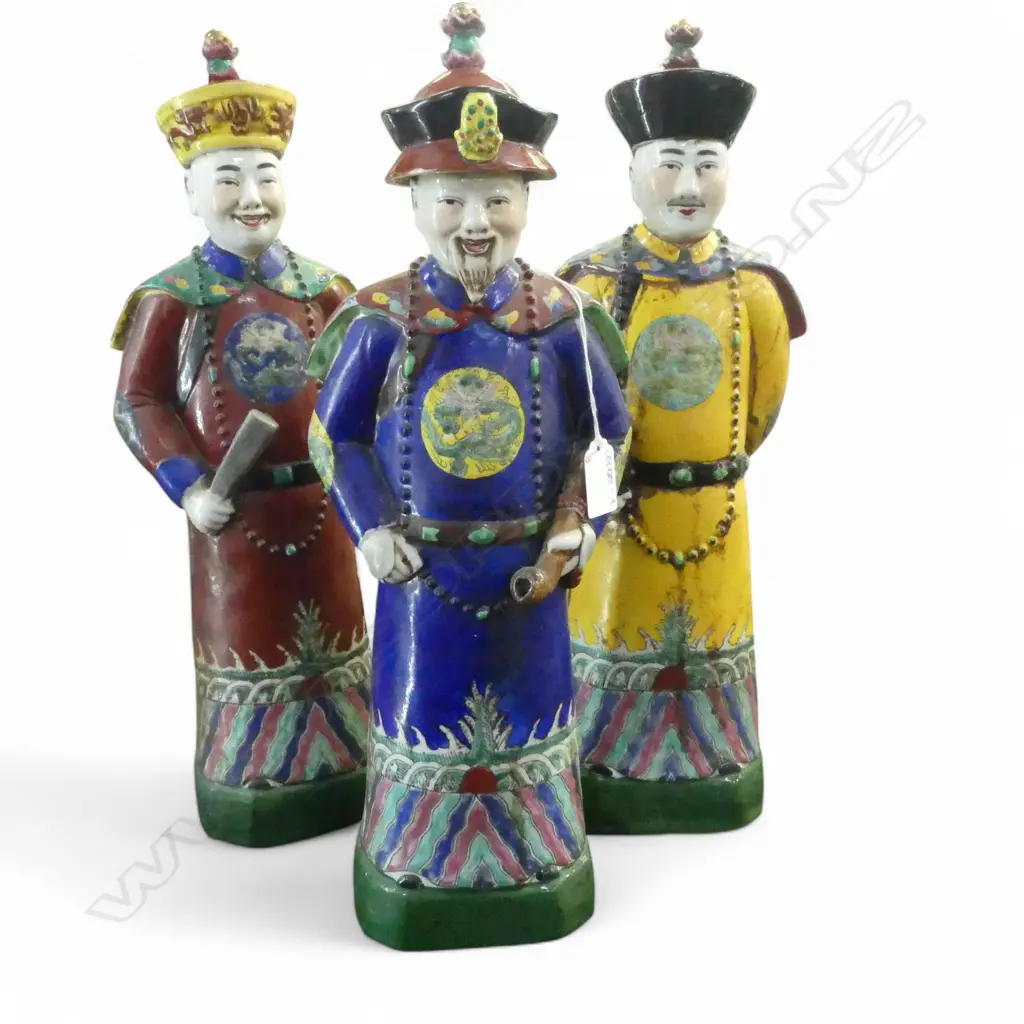 3 CHINESE PORCELAIN MANDERIN FIGURES. H.450mm Image 1++