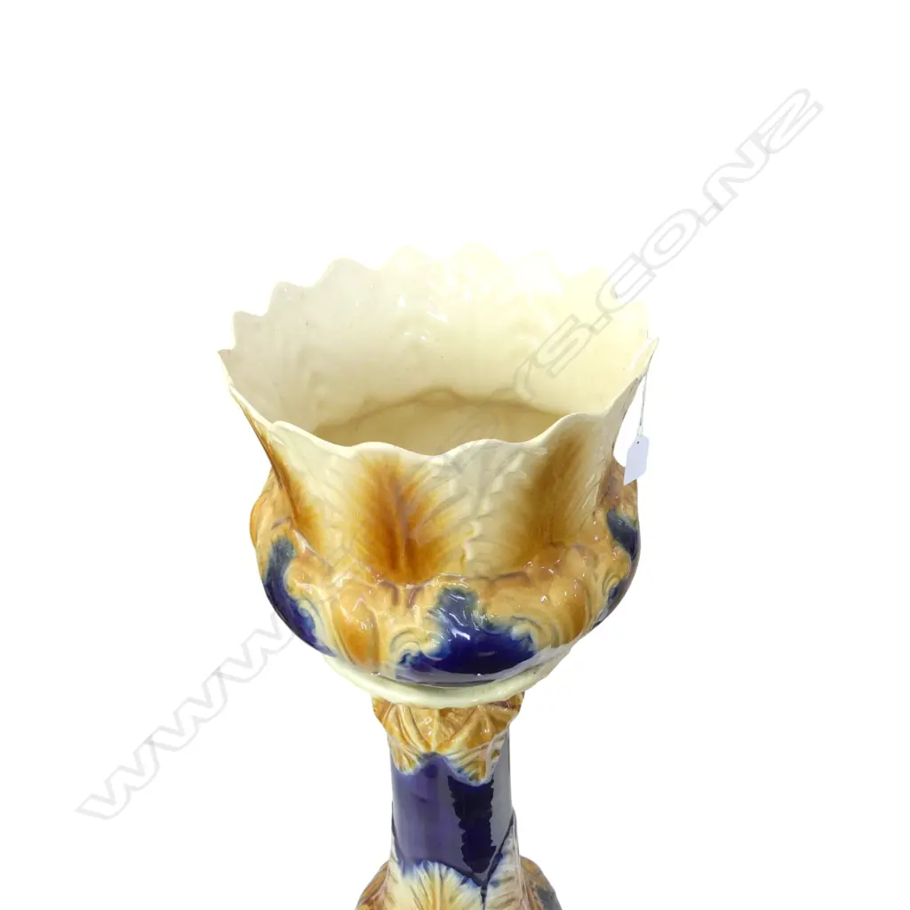 JARDINIERE & STAND H.830mm small repair to top rim Image 1++