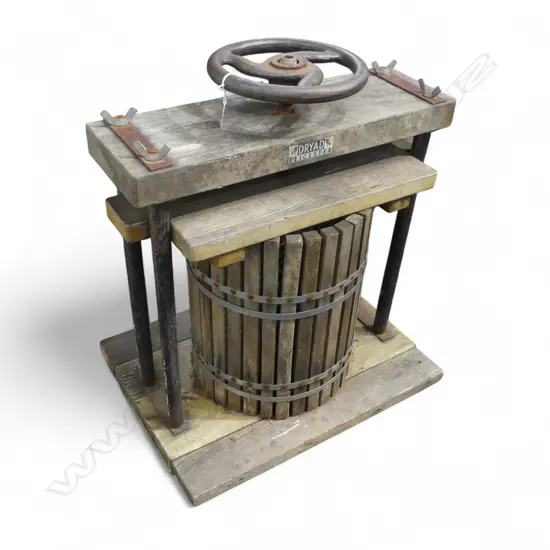 WOODEN PRESS; DRYAD LEICESTER 560x420x650mm