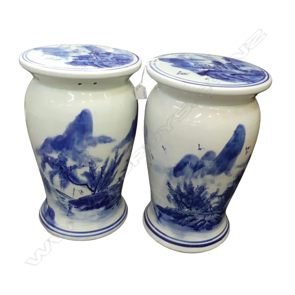 PR CHINESE B/W GARDEN STOOLS H.400mm Image 1++