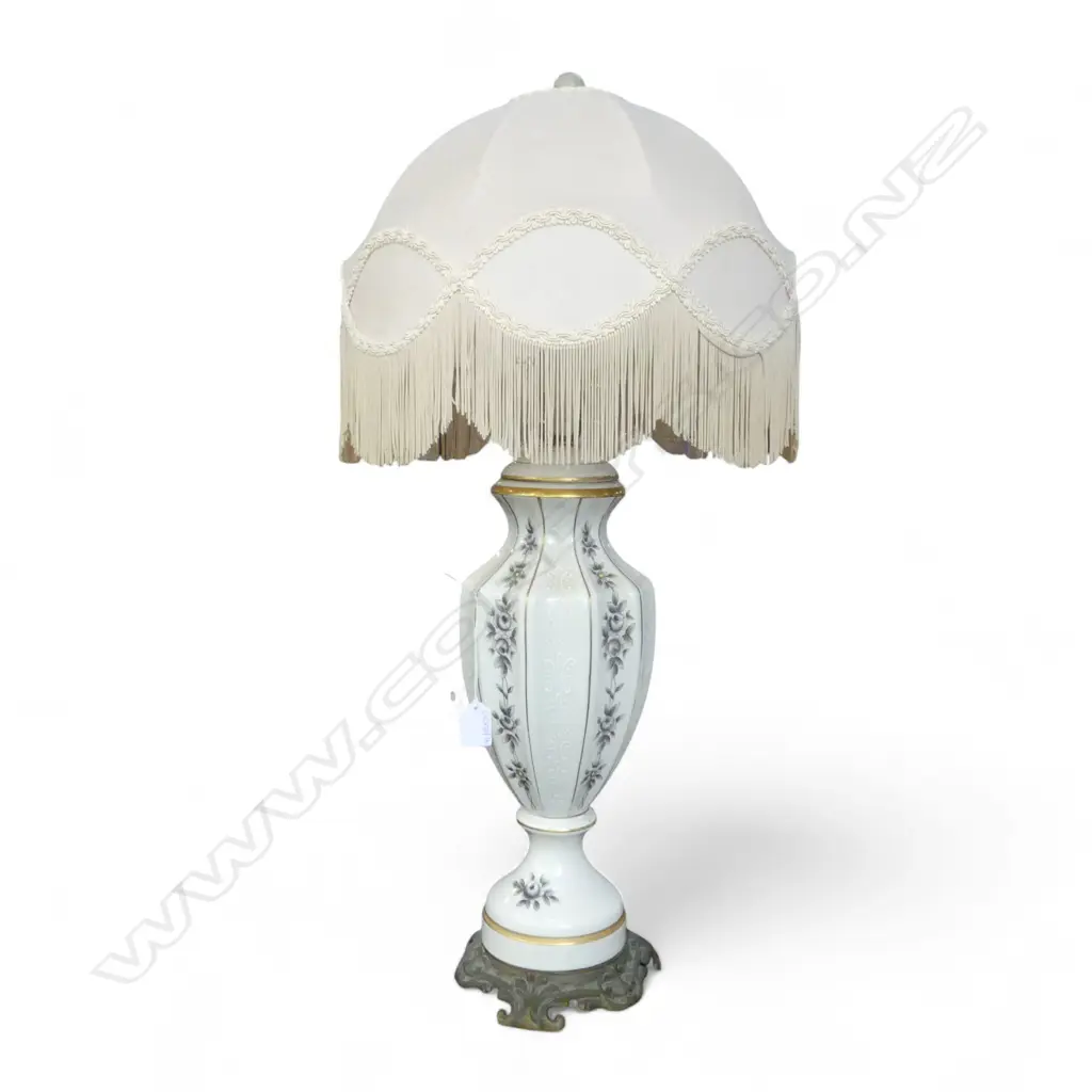 TABLE LAMP w. TASSELED SHADE H.700mm Image 1++