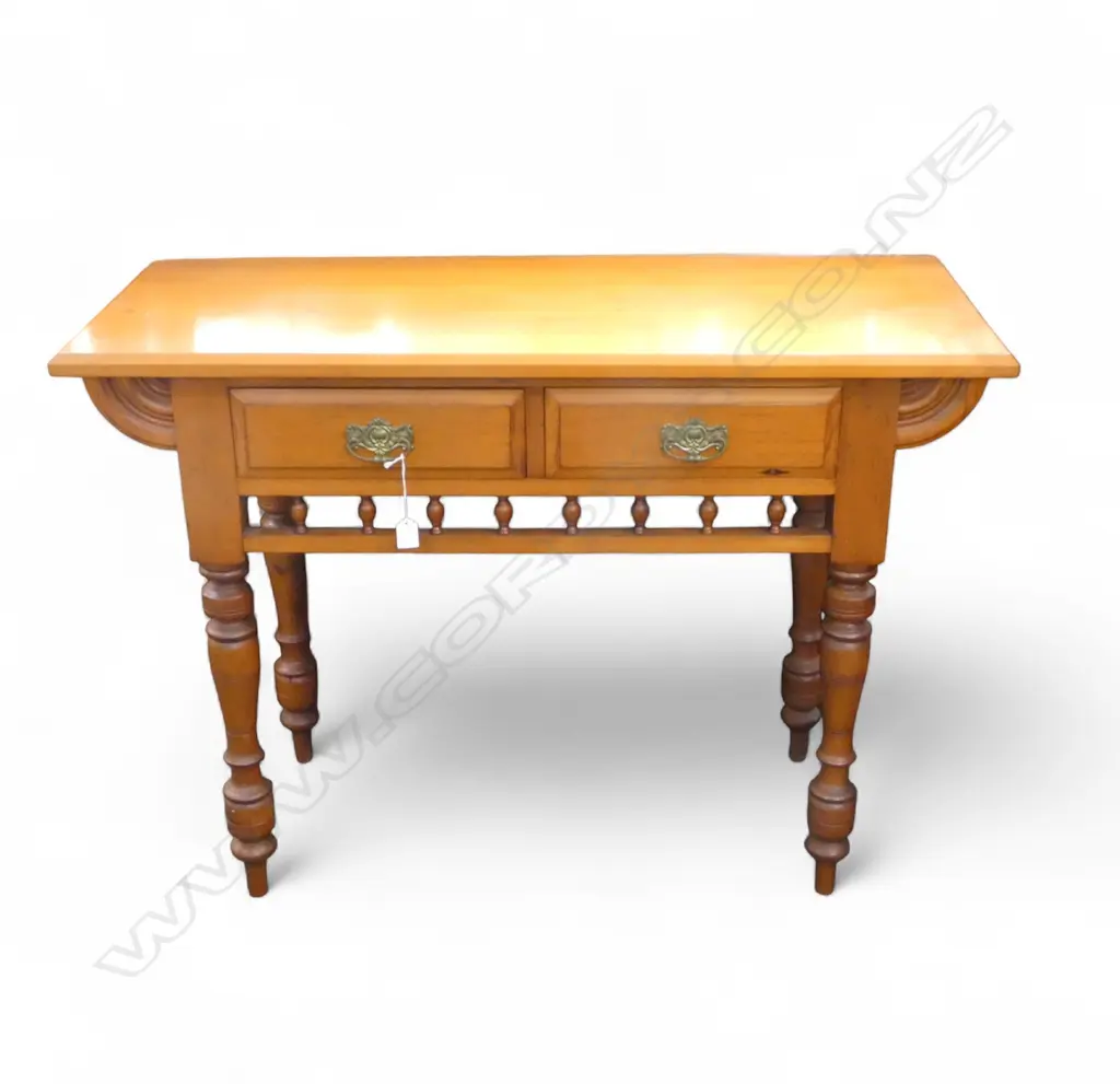 KAURI  COLONIAL 2 DRAWER SIDETABLE H770 L1070MM Image 1++