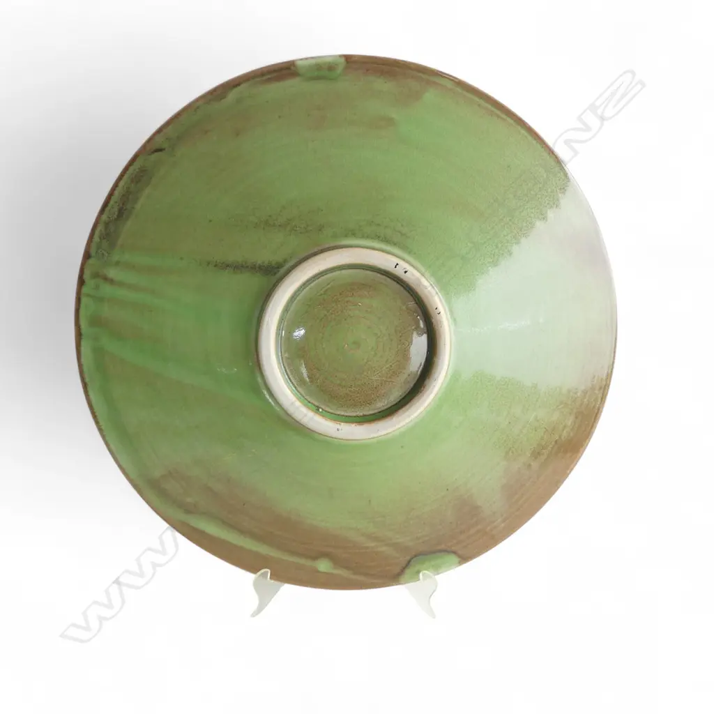 KEUM SUN LEE DISH, PALE GREEN, KORU & ORGANIC DESIGNS, Dia.400mm Image 1++