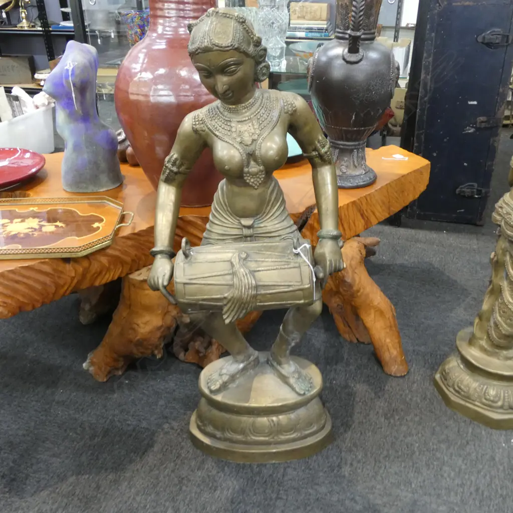 INDIAN BRONZE STATUE; WOMAN w. DRUM H.960mm 6kg Image 1++