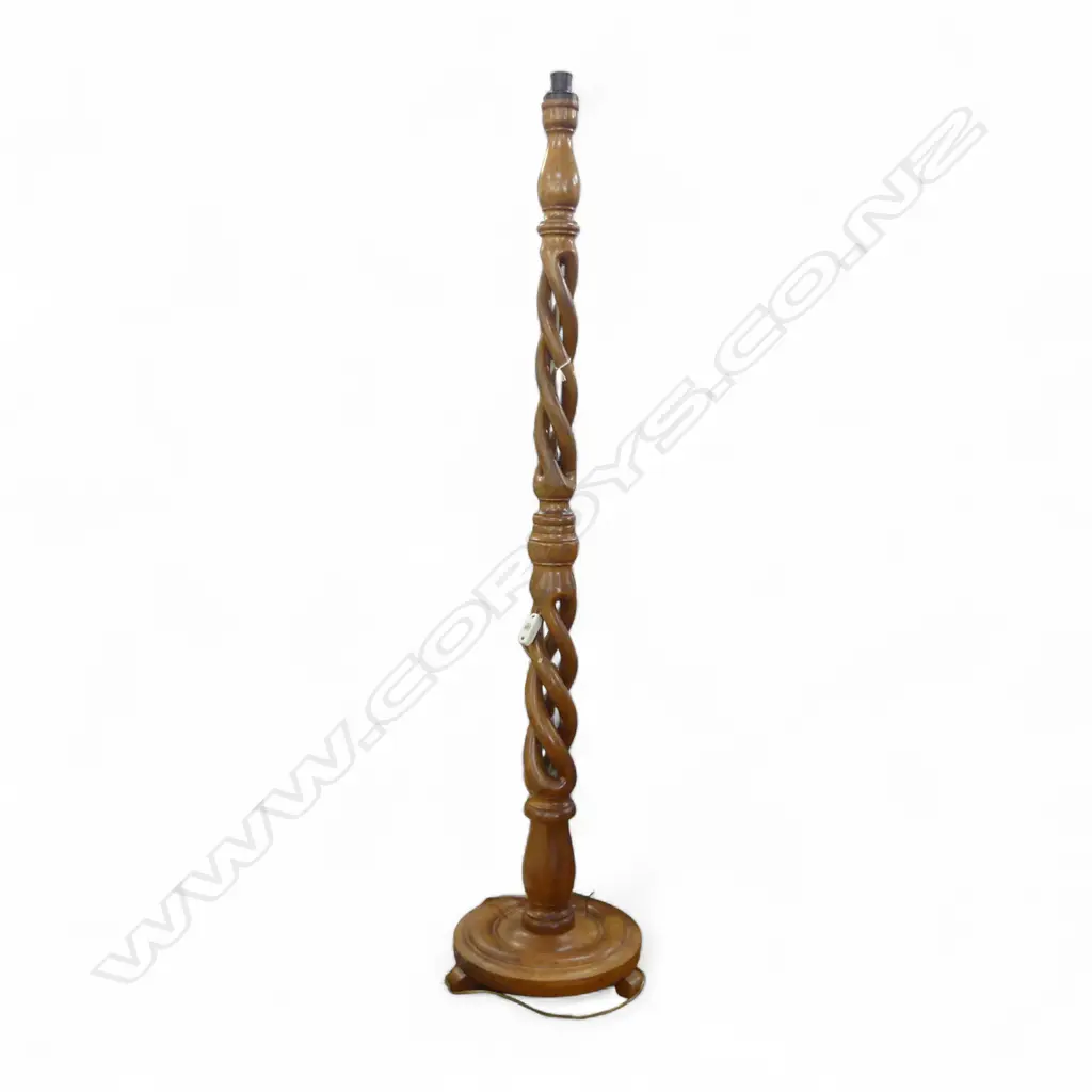 VINTAGE DOUBLE TWIST HARDWOOD STANDARD LAMP H1560MM Image 1++