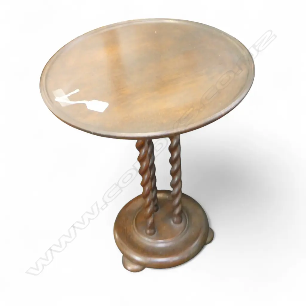 DECO OAK SIDE TABLE, H.515mm, 400mm dia Image 1++