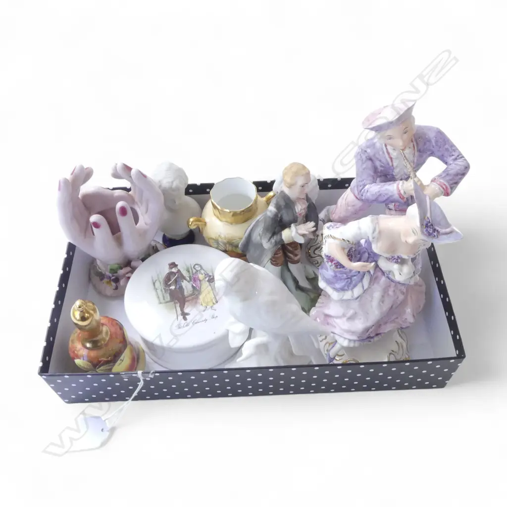 TRAY OF 10PCS FIGURINES & ORNIMENTAL CHINA H200MM TALLEST Image 1++