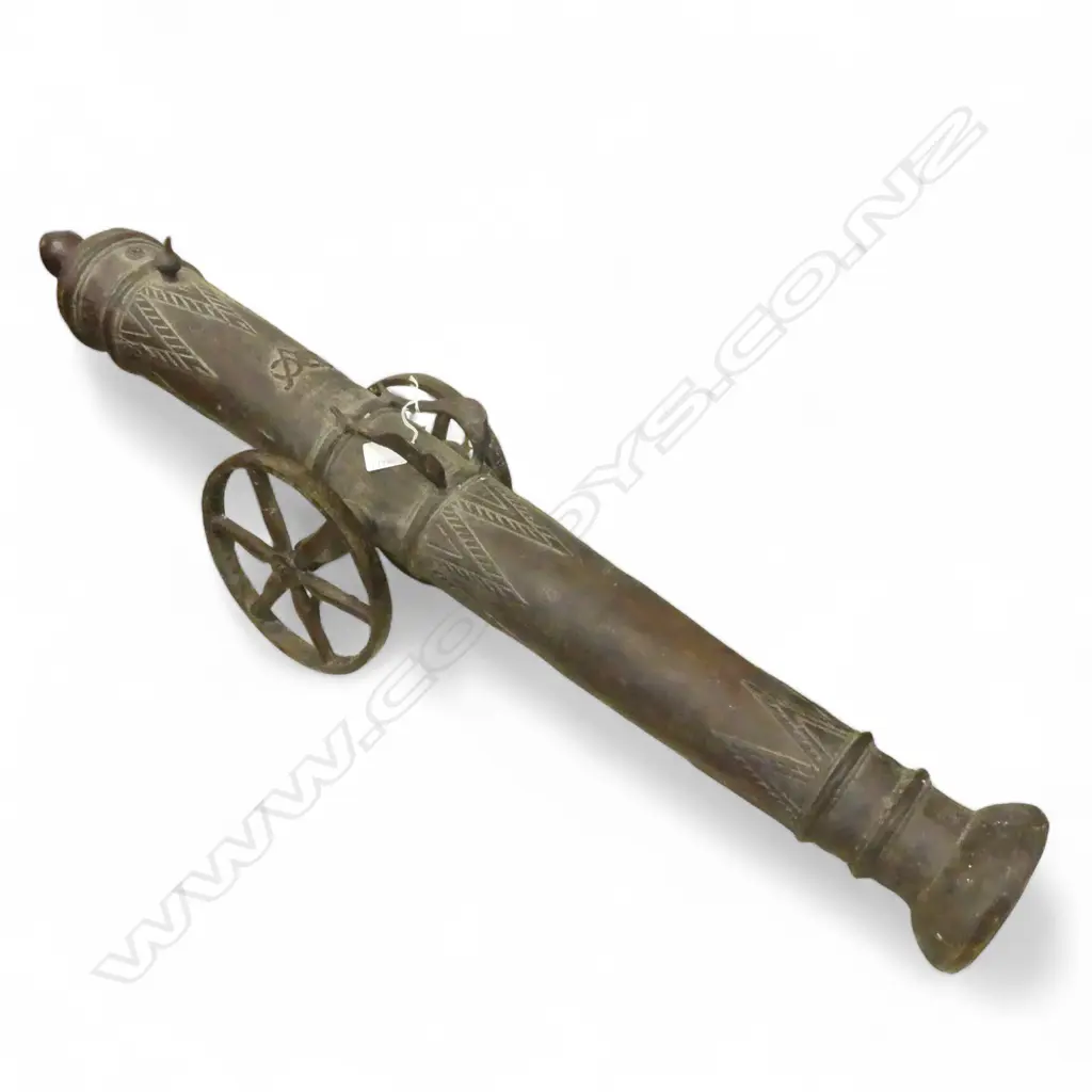 BRONZE CANON ON WHEELS L.940mm Image 1++